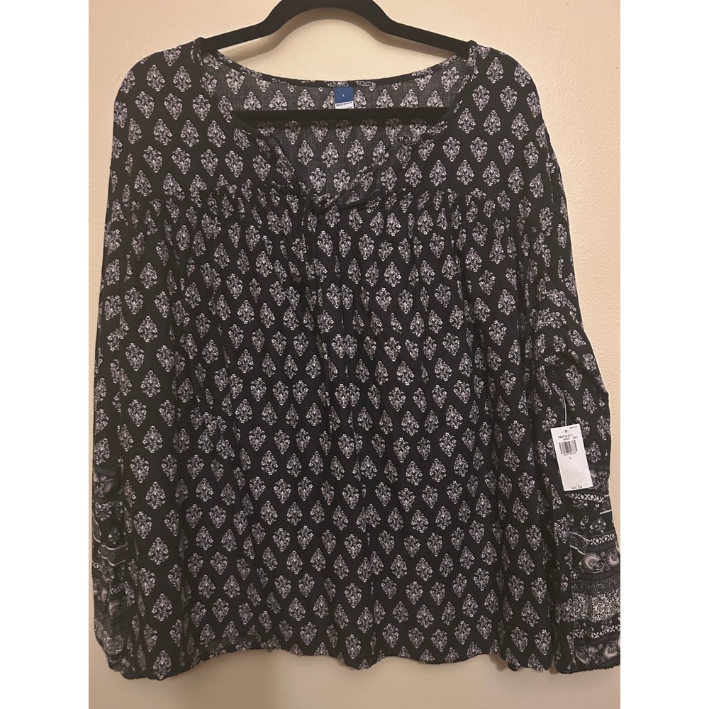 Old Navy Blouse Womens Large Black White NEW Boho Damask Long Sleeve Tie‎ Neck